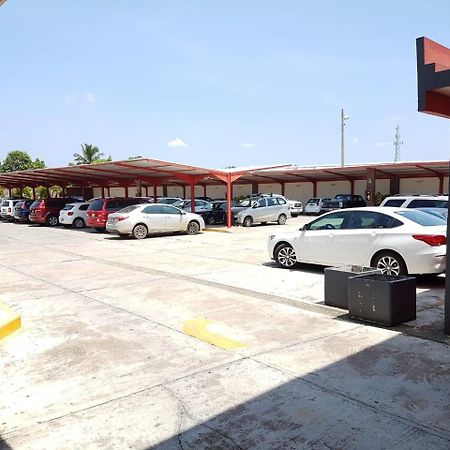 Hotel Madrid Minatitlan Ngoại thất bức ảnh