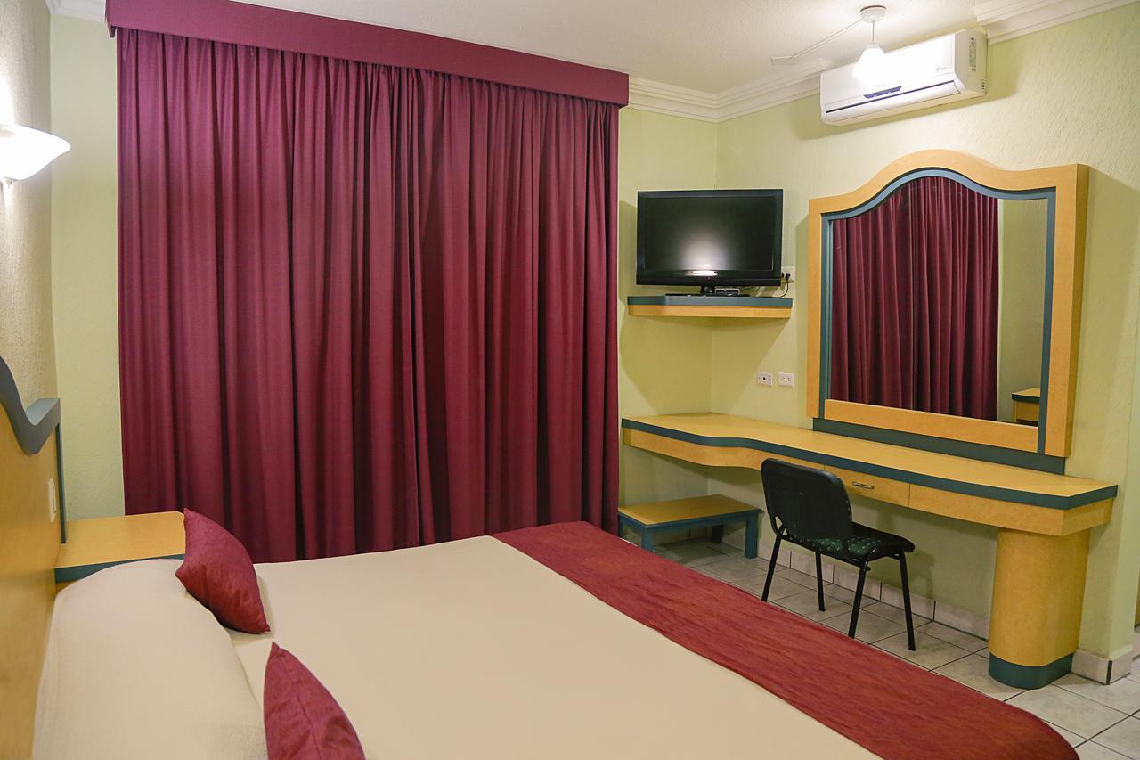 Hotel Madrid Minatitlan Ngoại thất bức ảnh