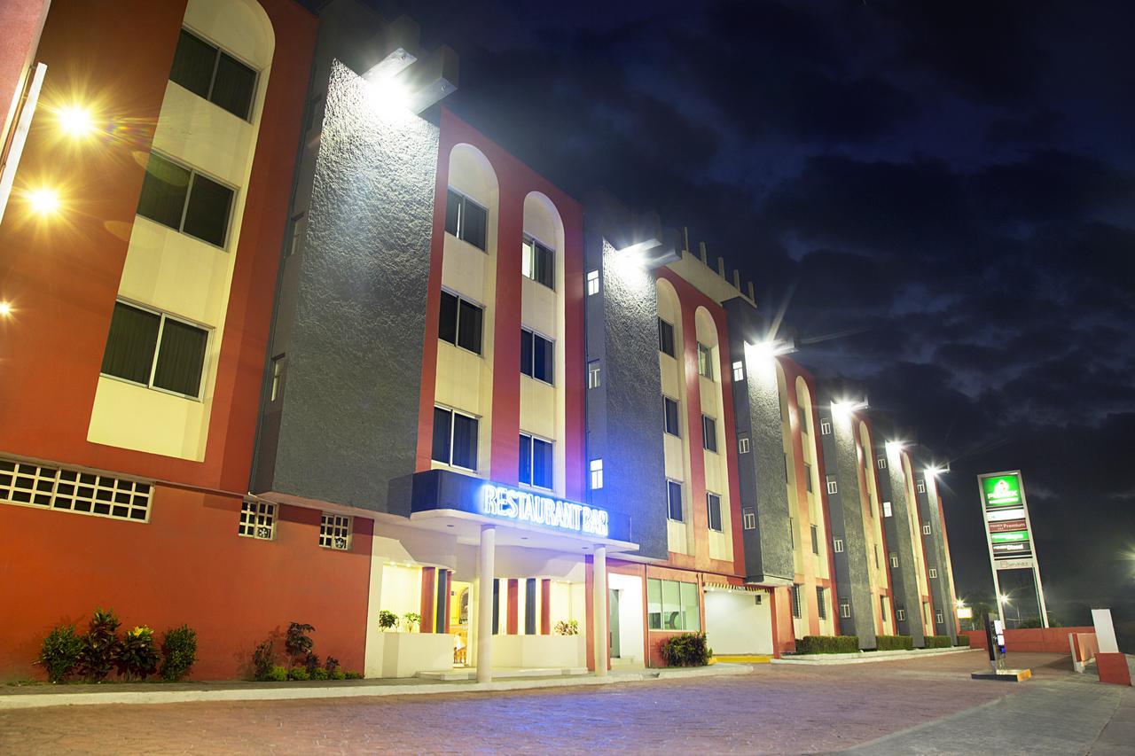 Hotel Madrid Minatitlan Ngoại thất bức ảnh